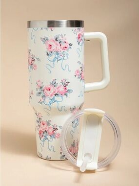 Francesca’s Tumbler 40oz NEW Pink Floral and Blue Bows 🎀